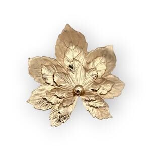 Poinsettia Flower SAC Vintage Gold Brooch Floral Pin Holiday Winter Flower